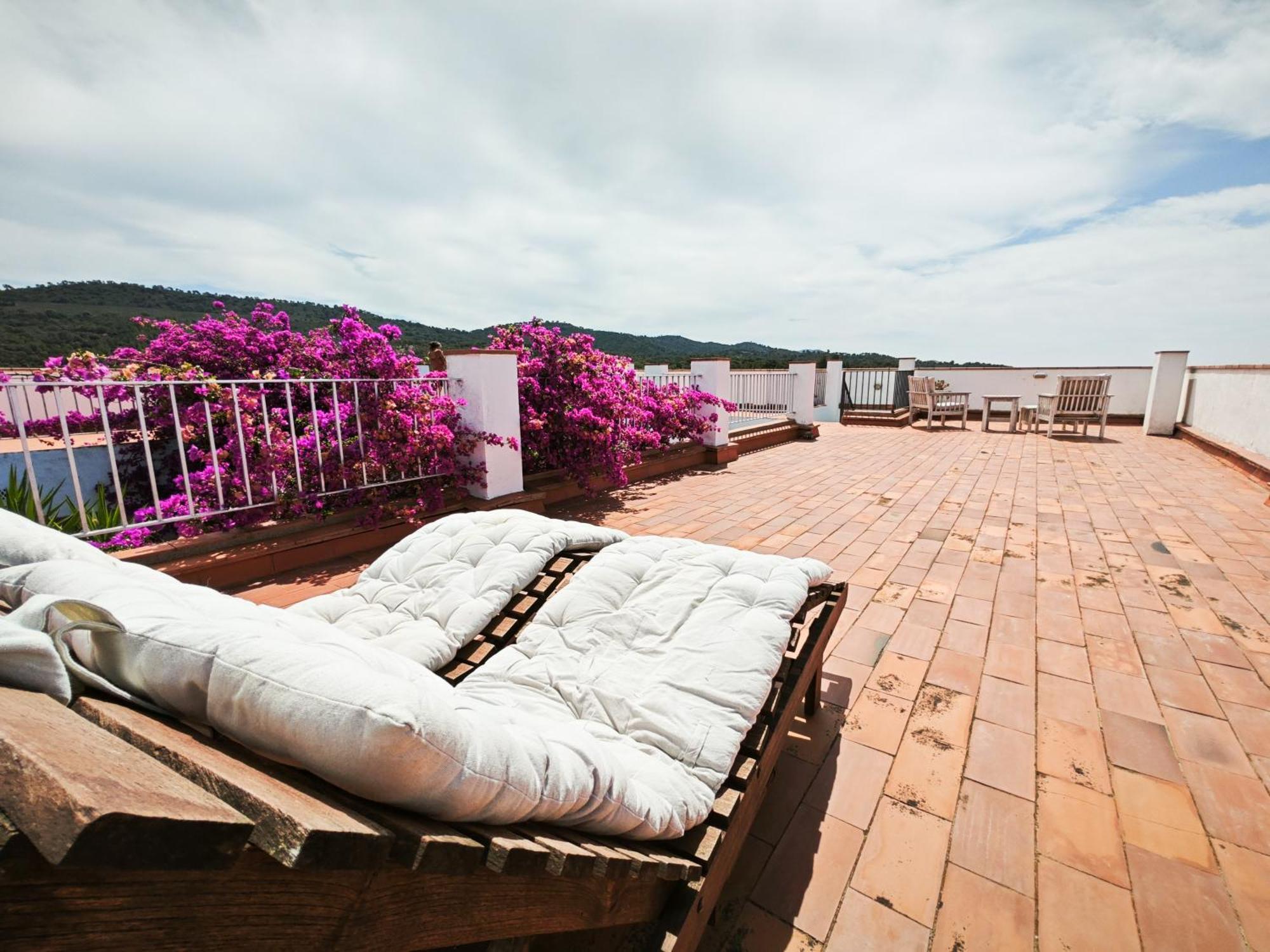 El Penell Apartament Llevant Vilamaniscle ภายนอก รูปภาพ